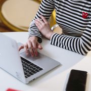 استفاده از تجارت الکترونیک برای توسعه درآمد برای فروشگاهها