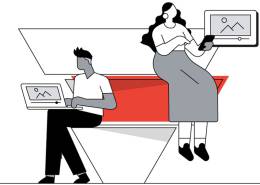 زن و مرد در حال کار با تلفن همراه و لب تاپ